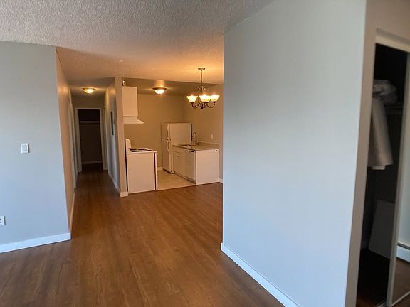 4th image of 7240 Lindsay Rd