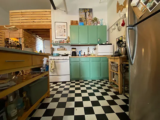 Rented by Nooklyn NYC LLC | media 24