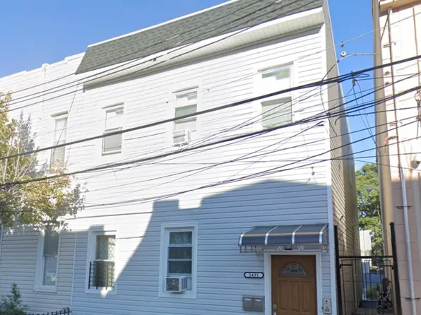 54-31 Nurge Avenue image 1 of 14