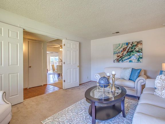 5th image of 3109 Balmoral Dr