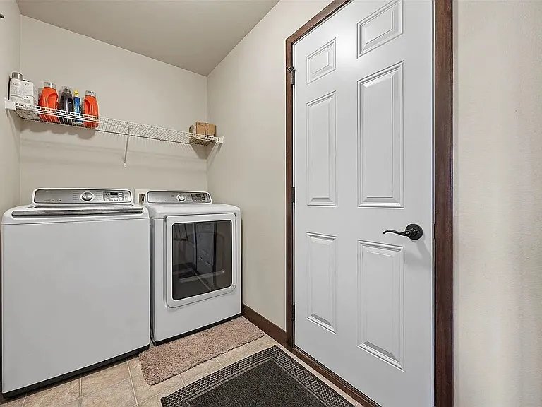 459 Bainberry St #1 — Photo 17