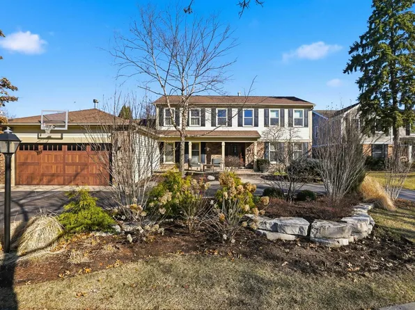 2745 Quail Ln, Northbrook, IL 60062