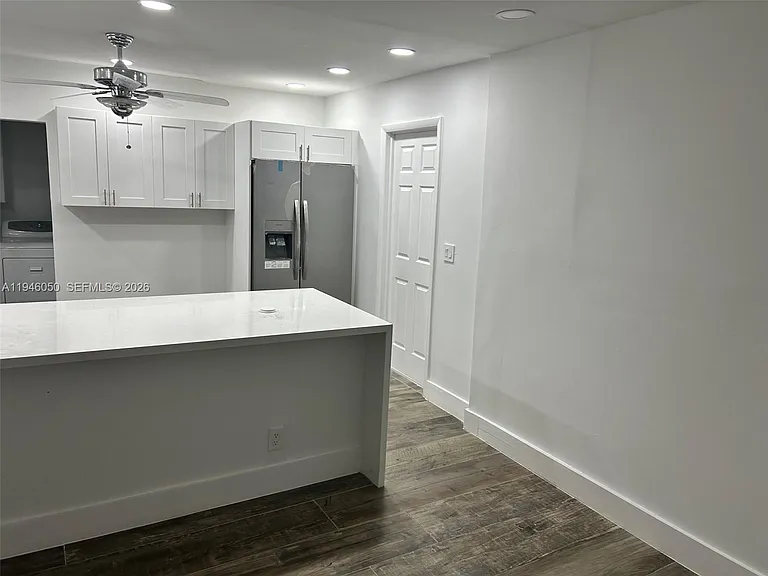 261 NW 49th St #A — Photo 28