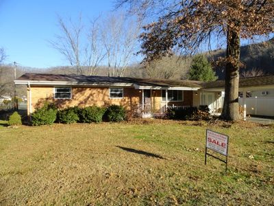 28 5th St, Prestonsburg, KY, 41653