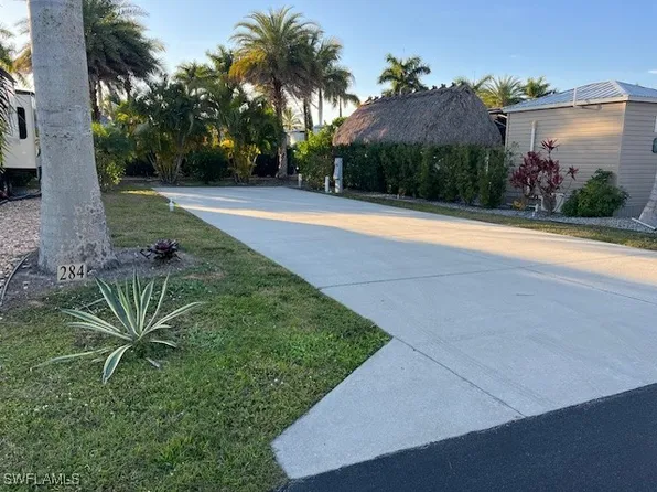 5222 Marsh Mallow Trl, Fort Myers, FL 33905