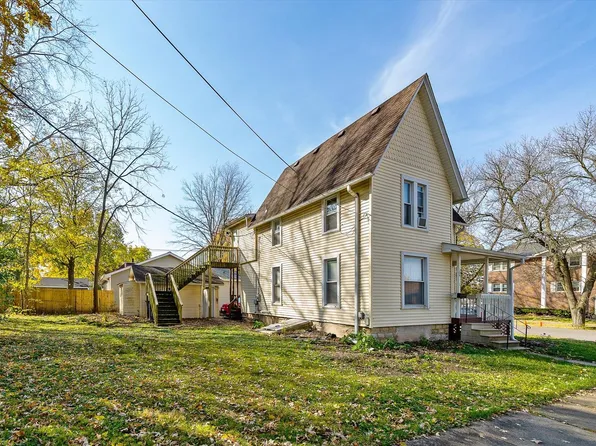 104 Prospect St, Dekalb, IL 60115