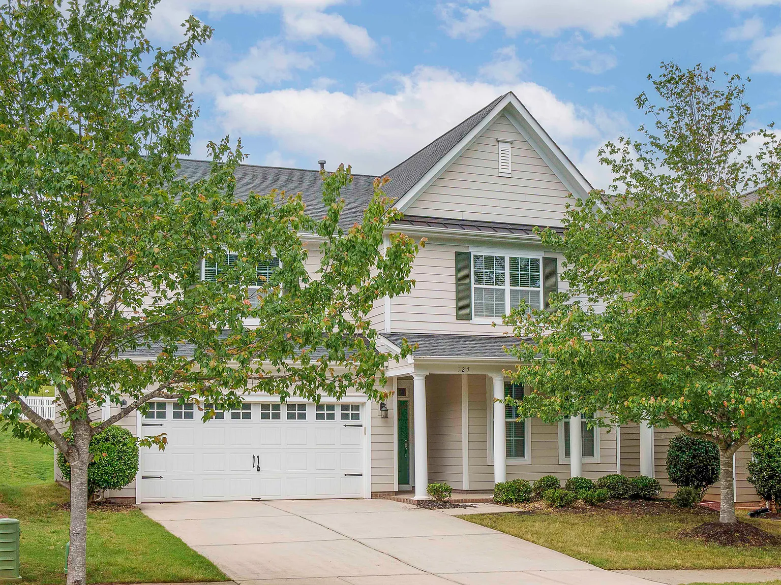 5 bed, 2929 sqft, $2,295 — Photo 4