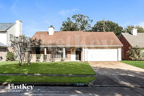 21219 Park Bluff Dr Photo 1