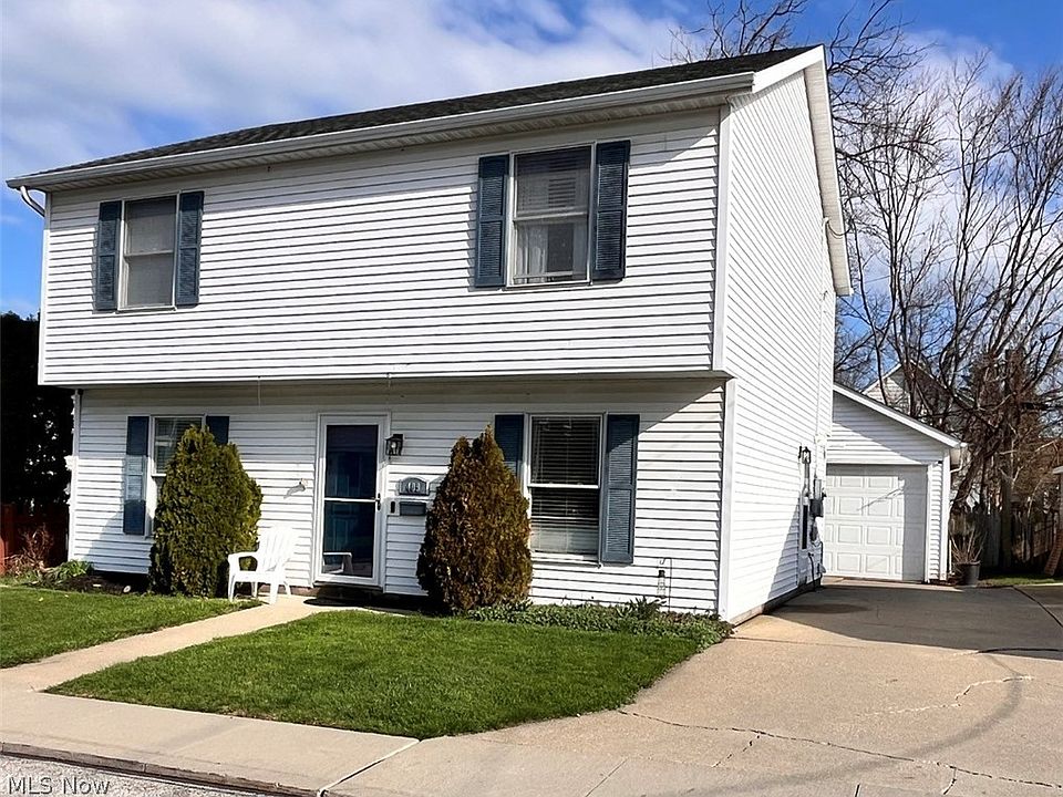 1st image of 409 King St
