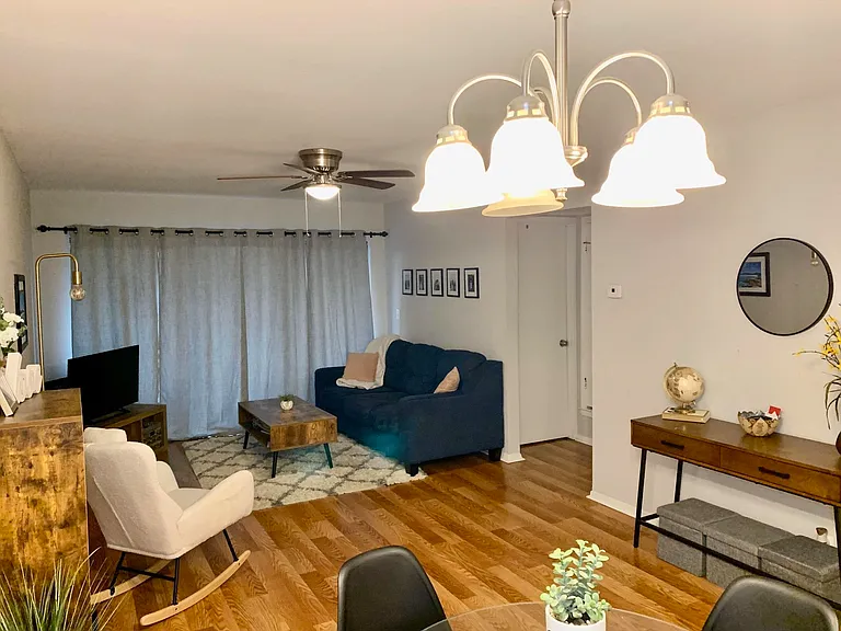 1855 Poplar Woods Cir W #304 — Photo 8