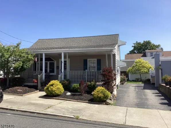 74 Gordon Ave, Totowa Boro, NJ 07512