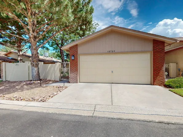 10709 Griffith Park Dr NE, Albuquerque, NM 87123