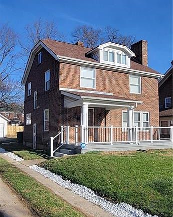 3rd image of 613 Kenilworth Ave