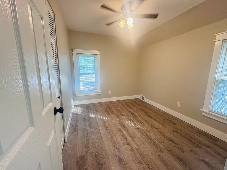 9809 Baltic Rd — Photo 20