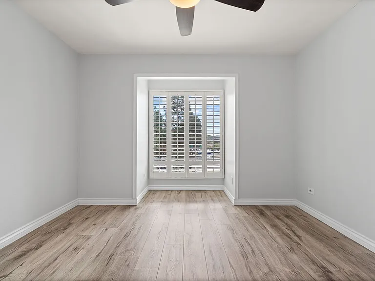7930 Mission Center Ct #L — Photo 20