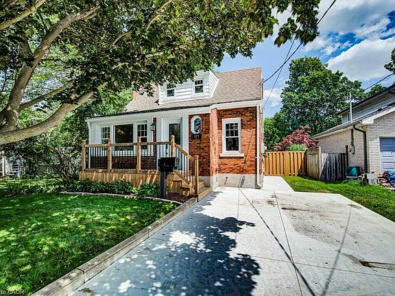 2nd image of 377 Hedley St