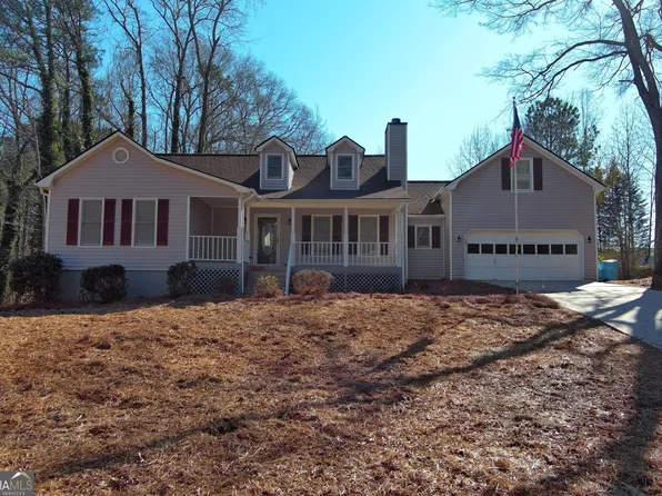 136 Crown Forest Dr, McDonough, GA 30252