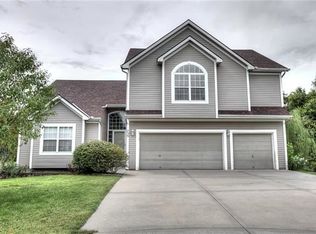 759 Herrman Ct, Liberty, MO 64068