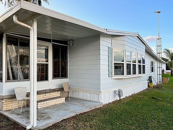 5th image of 110 Travel Ln