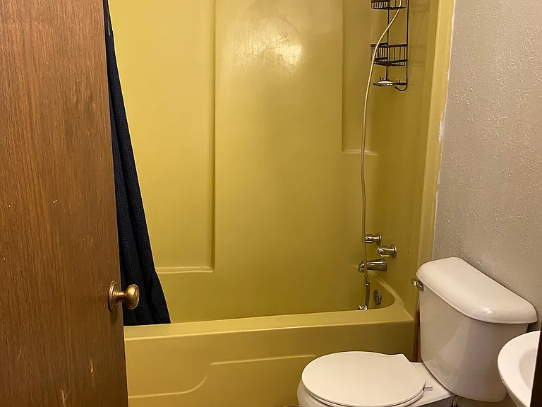 182 Birch Ct #1 — Photo 5