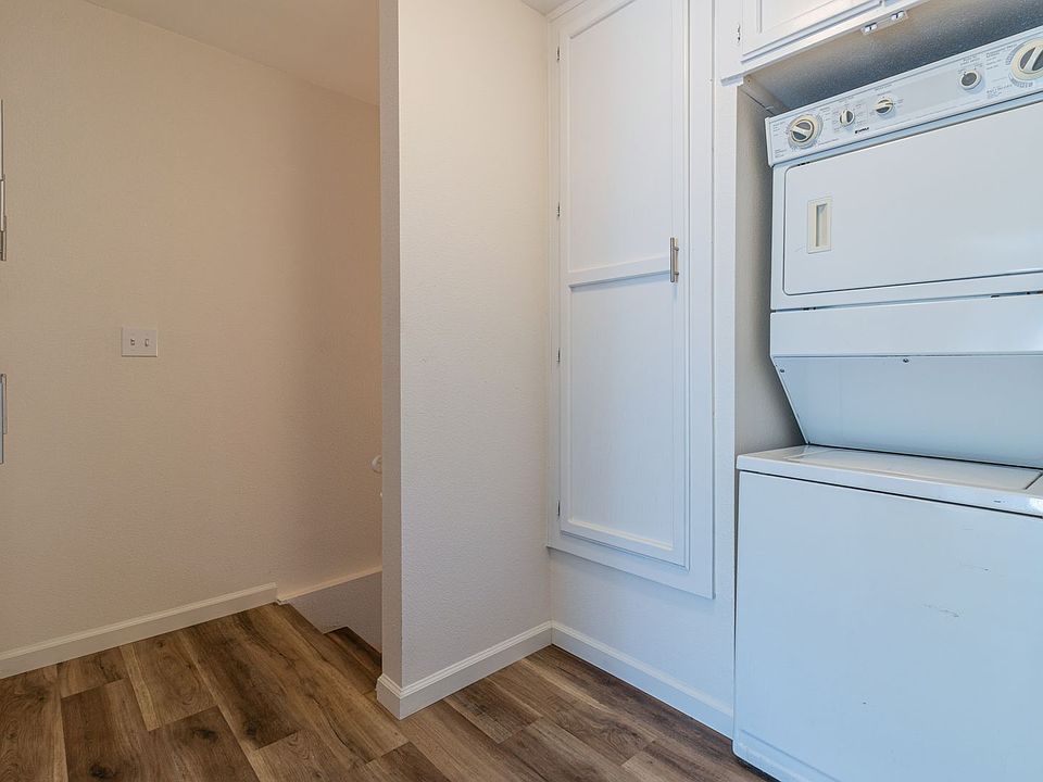 1st image of 265 G St APT 10