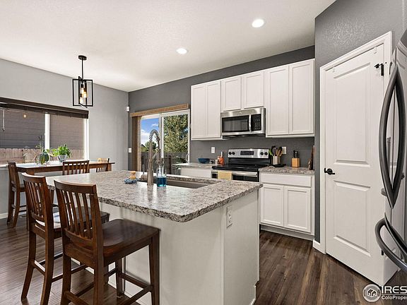 5th image of 1833 Sunset Cir