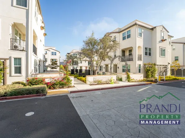 906 Rockview Rd, Novato, CA 94949