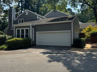 6916 Hunters Way, Raleigh, NC 27615