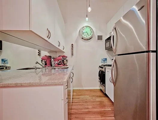 Sold by ROOM Real Estate | media 10