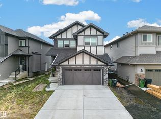 7011 177th Ave NW, Edmonton, AB T5Z 0V9