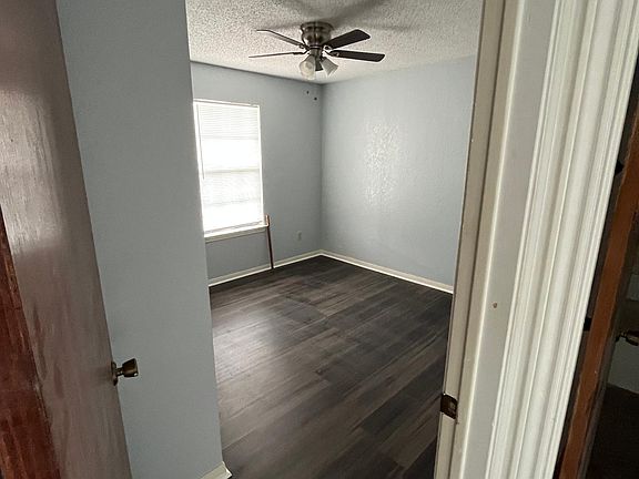 3rd image of 203 Northern Dove Ln APT D