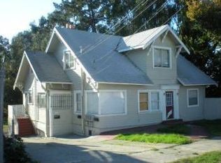 3655 Carrington St, Oakland, CA 94601