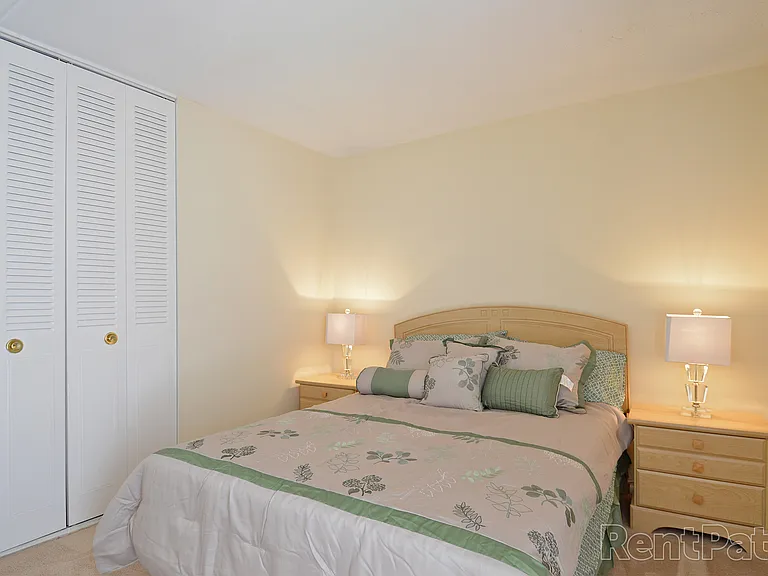 Cavalier Country Club Apartments — Photo 8