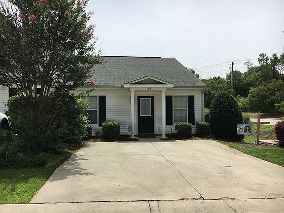 2nd image of 102 Hillsborough Ln