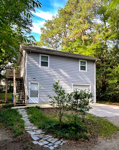 4304 Spirea Dr #B Photo 1