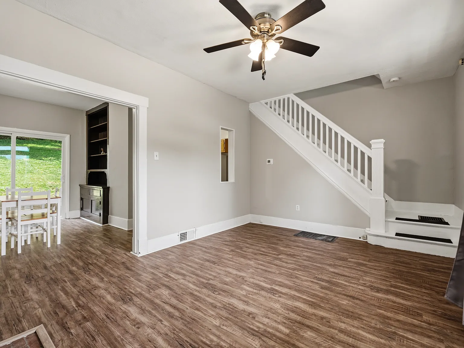 3 bed, 1216 sqft, $1,650 — Photo 4