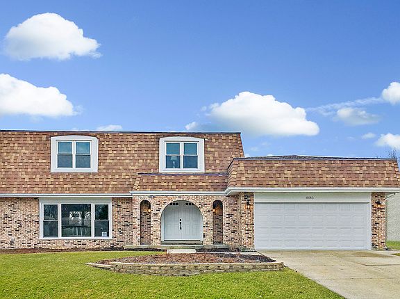 2nd image of 8643 Wood Vale Dr