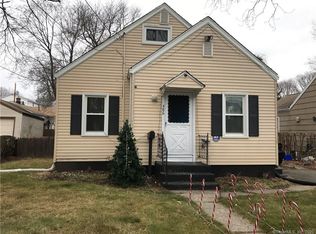 486 Burnsford Ave, Bridgeport, CT 06606