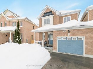 40 Forsyth Cres, Barrie, ON L4N 5K4