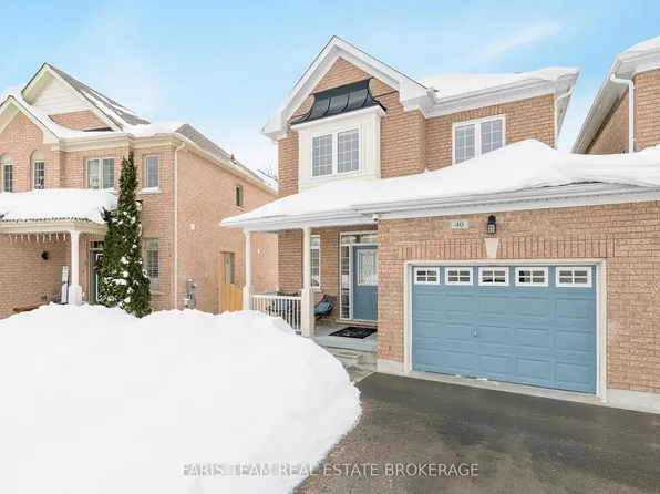 40 Forsyth Cres, Barrie, ON L4N 5K4