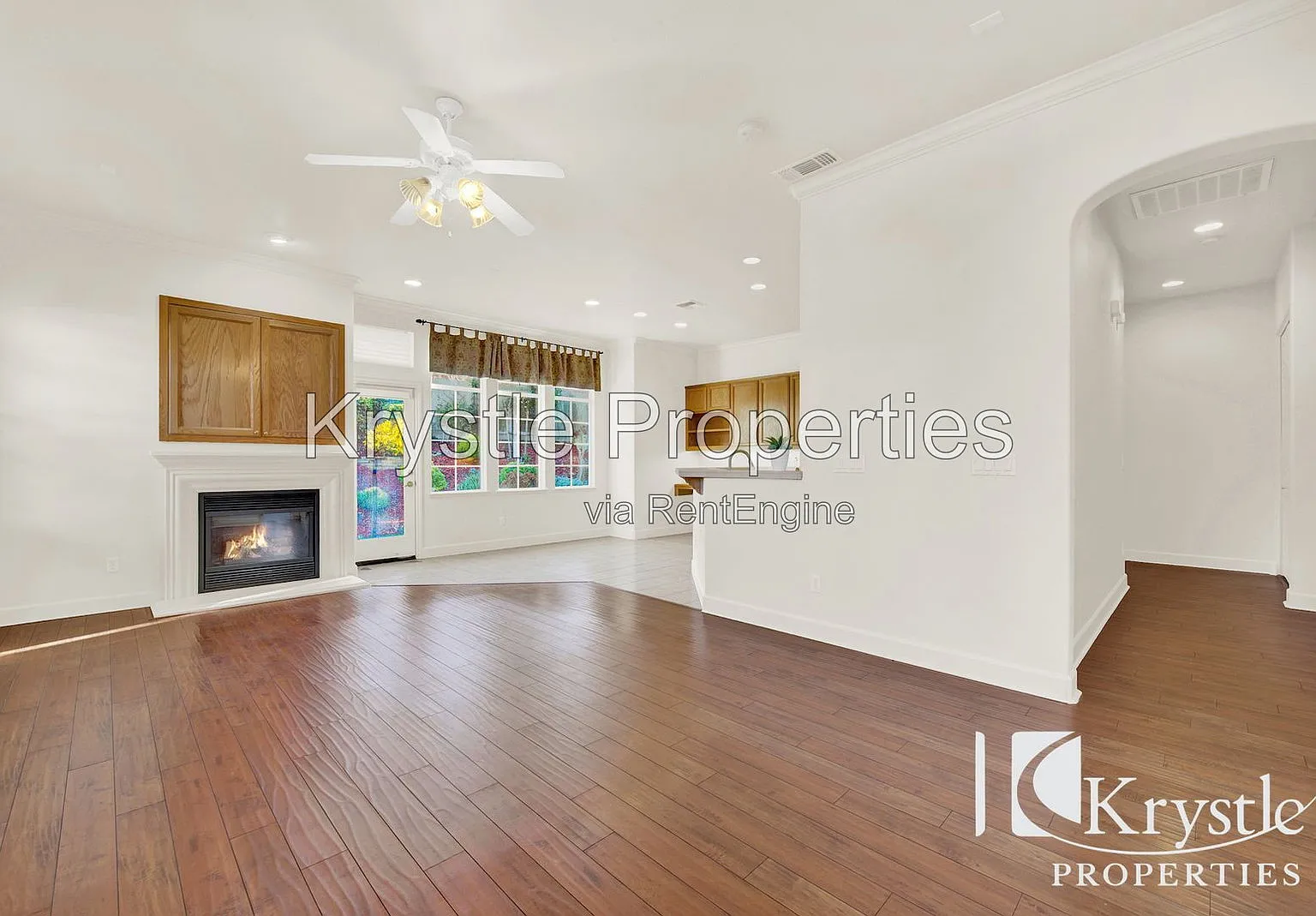 3 bed, 2.0 bath, 1547 sqft, $2,875 — Photo 4