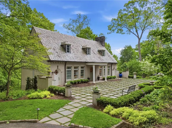 810 Persimmon Rd, Sewickley, PA 15143