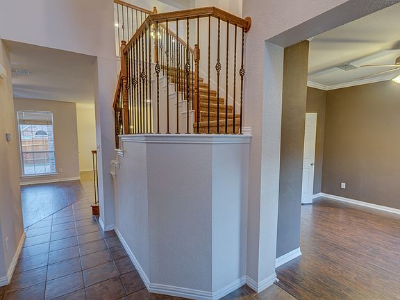 2nd image of 2437 Sedalia Ct