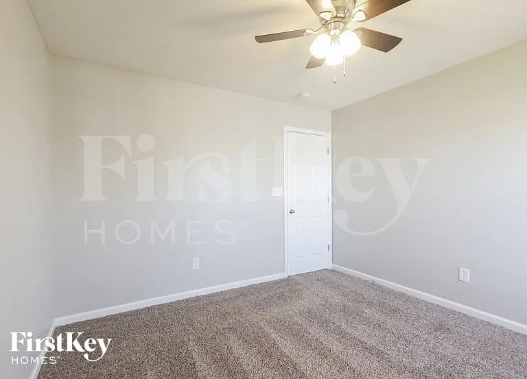 5273 Brandywine Dr — Photo 14