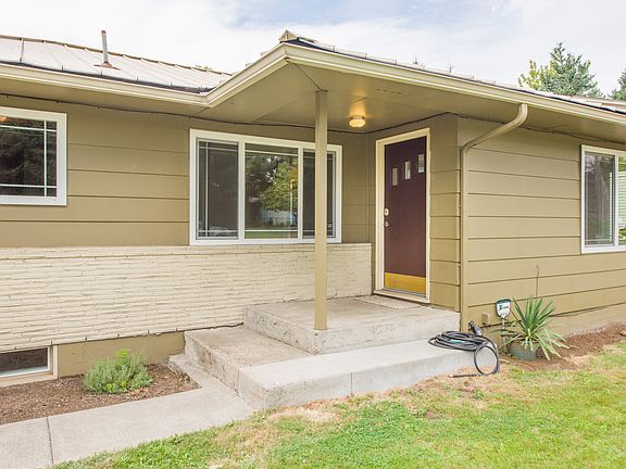 3rd image of 6904 NE 124th Ave
