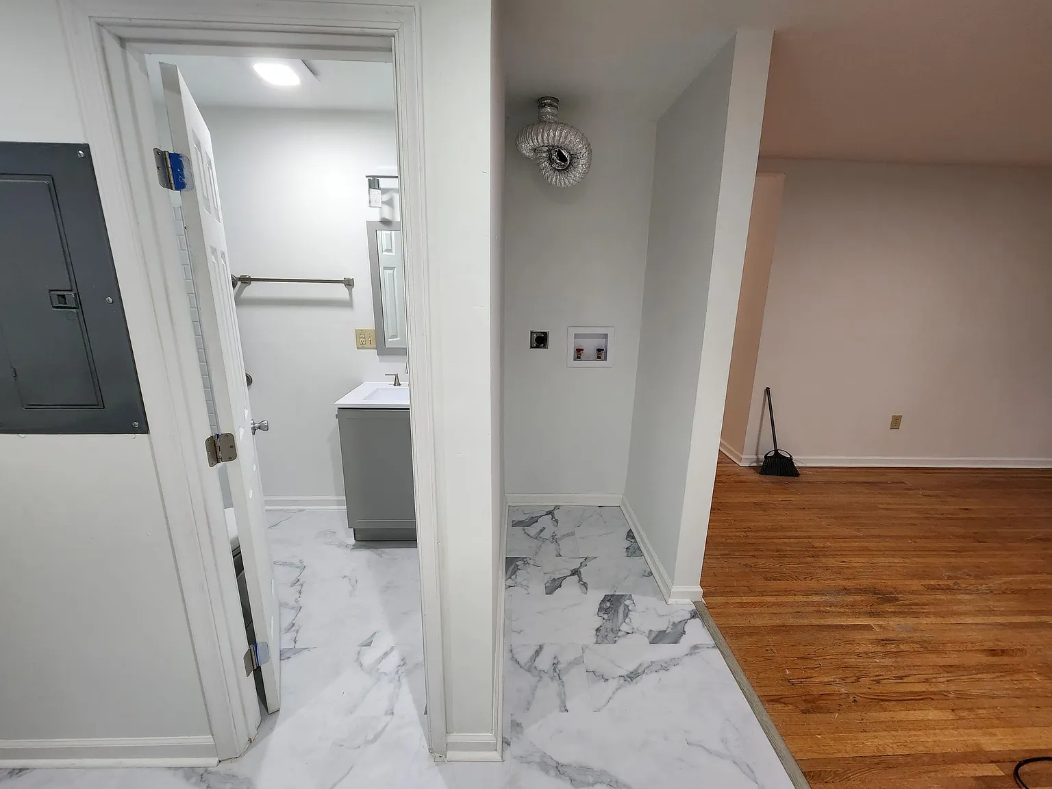 10621 Buckley Hall Rd — Photo 4