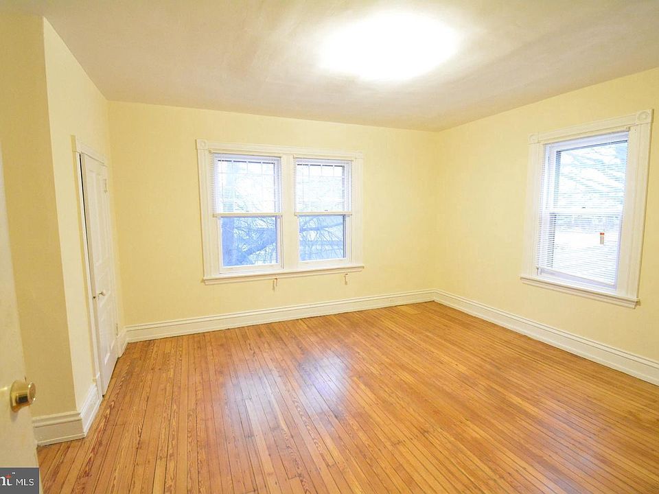 1st image of 5115 Pulaski Ave Unit 2F