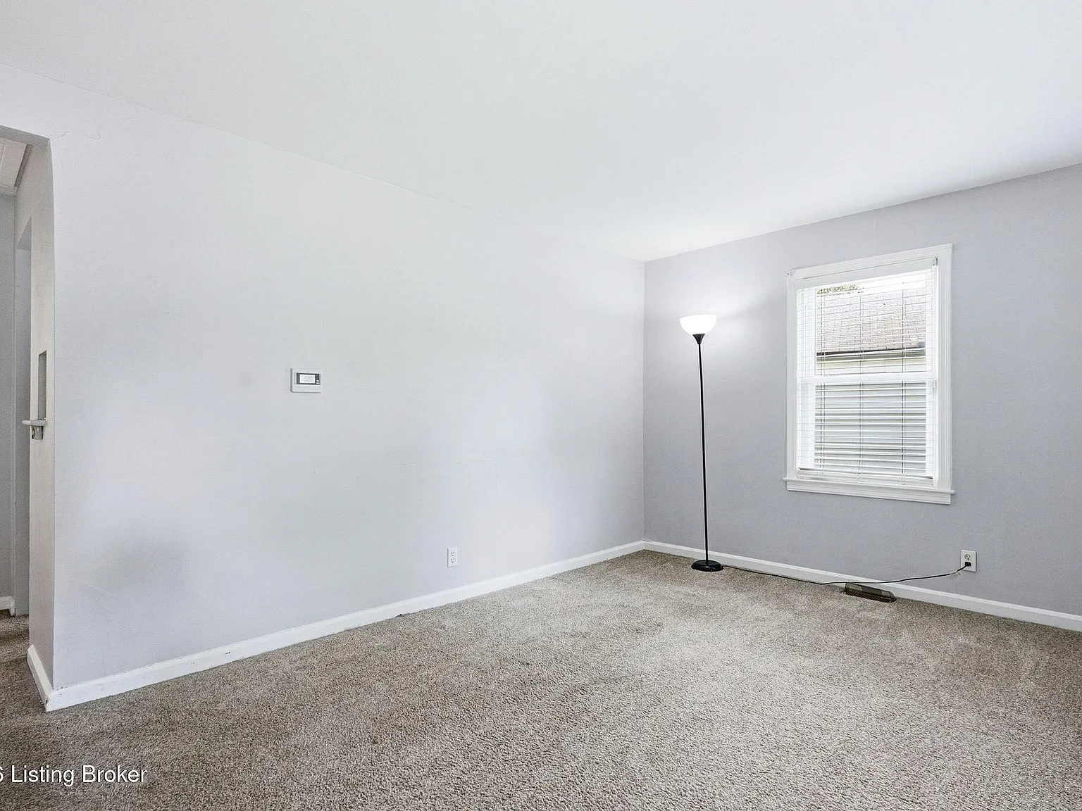 2 bed, 1.0 bath, 820 sqft, $1,500 — Photo 3