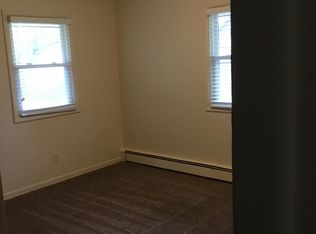 209 Bush St APT D, Dekalb, IL 60115