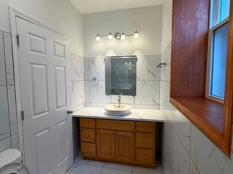 3019 S Union Ave #1 — Photo 7
